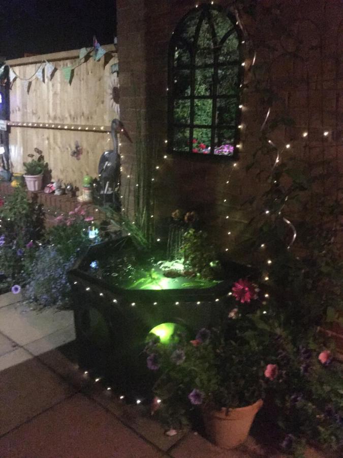 Jen'S Friendly Place ดัดลีย์ ภายนอก รูปภาพ